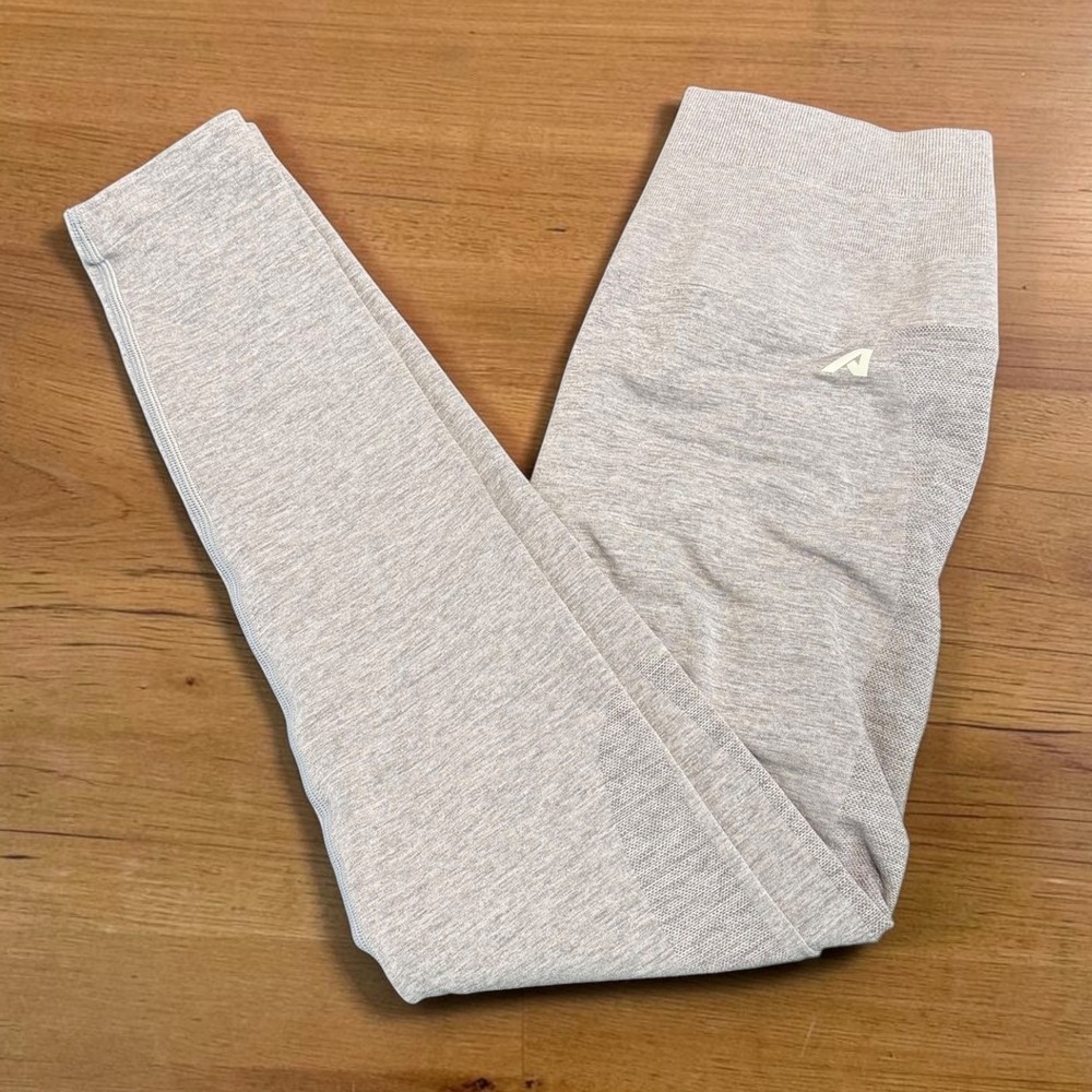 Alphalete Women Large Grey Heathered Seamless Scrunch Butt High Waist Leggings
